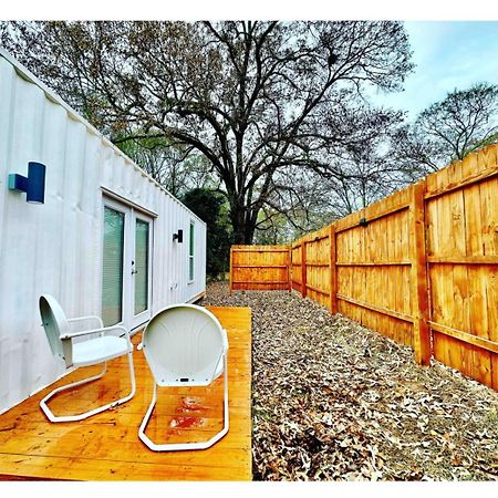 Nomehaus Shipping Container Studio Residential Neighborhood Αθήνα Εξωτερικό φωτογραφία
